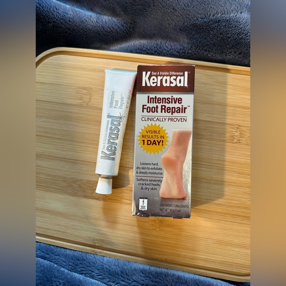Kerasal Intensive Foot Repair Skin Healing Ointment - Picture 10 of 16